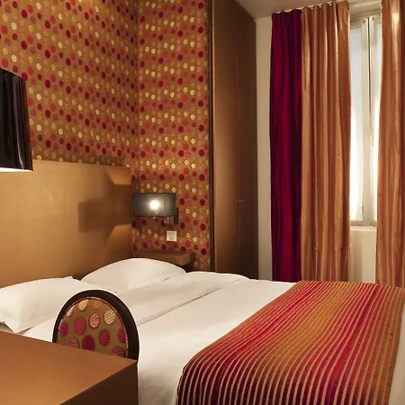 Hotel Star Champs-elysees Paris
