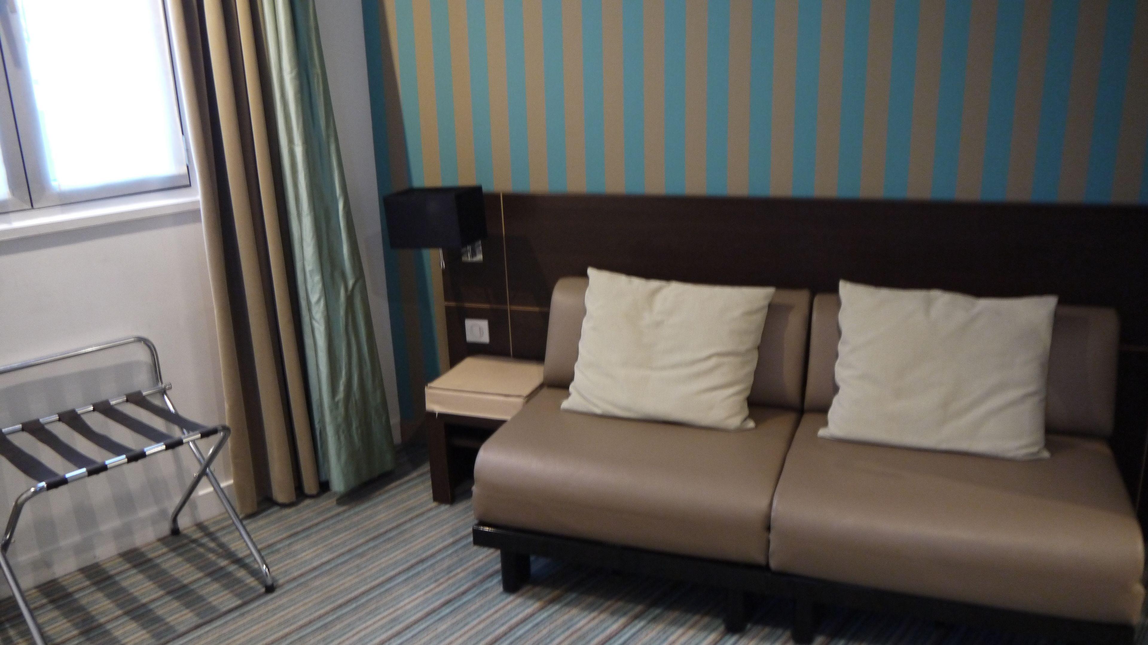 Star Champs-elysées Hotel 4*