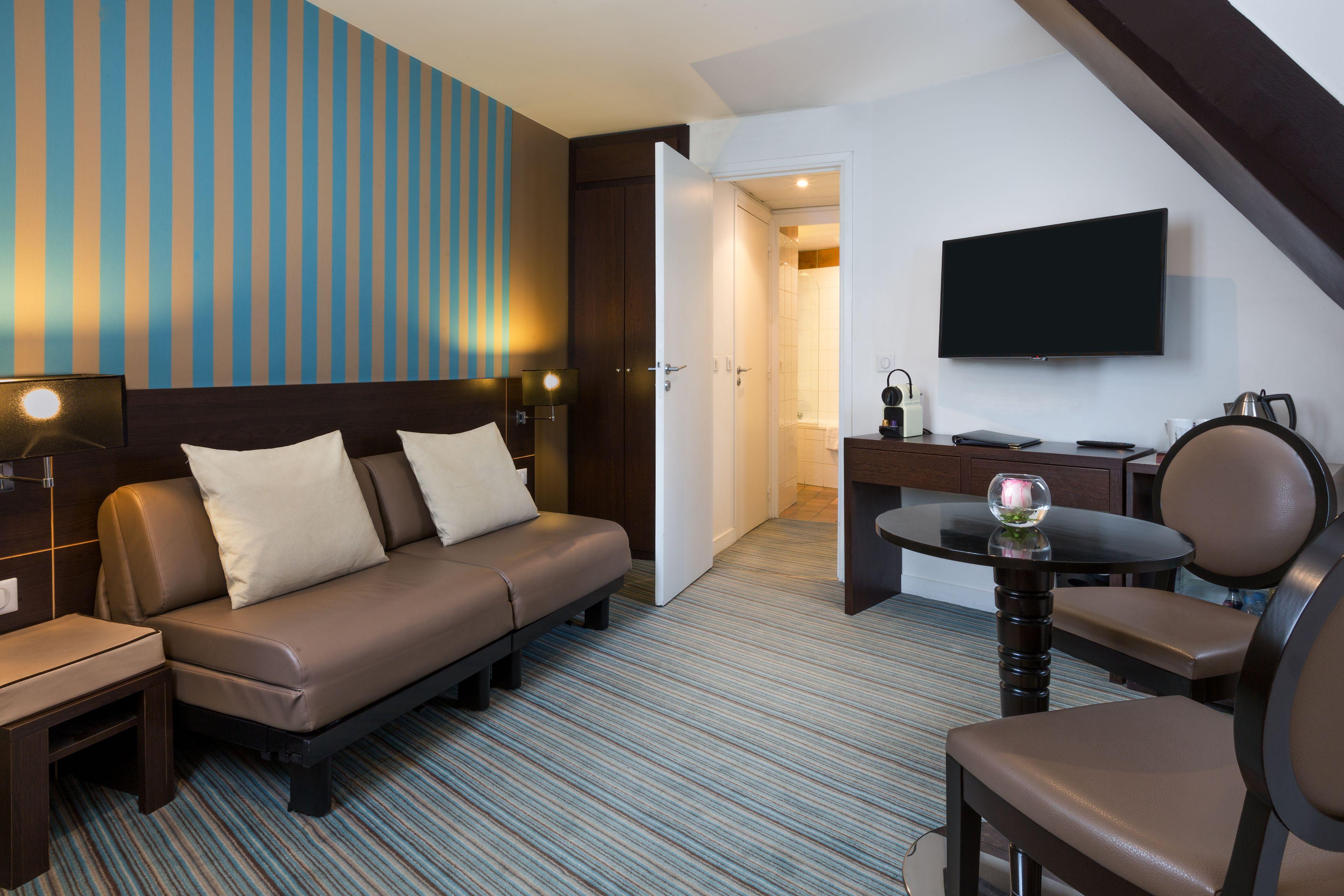 Hotel Star Champs-elysées