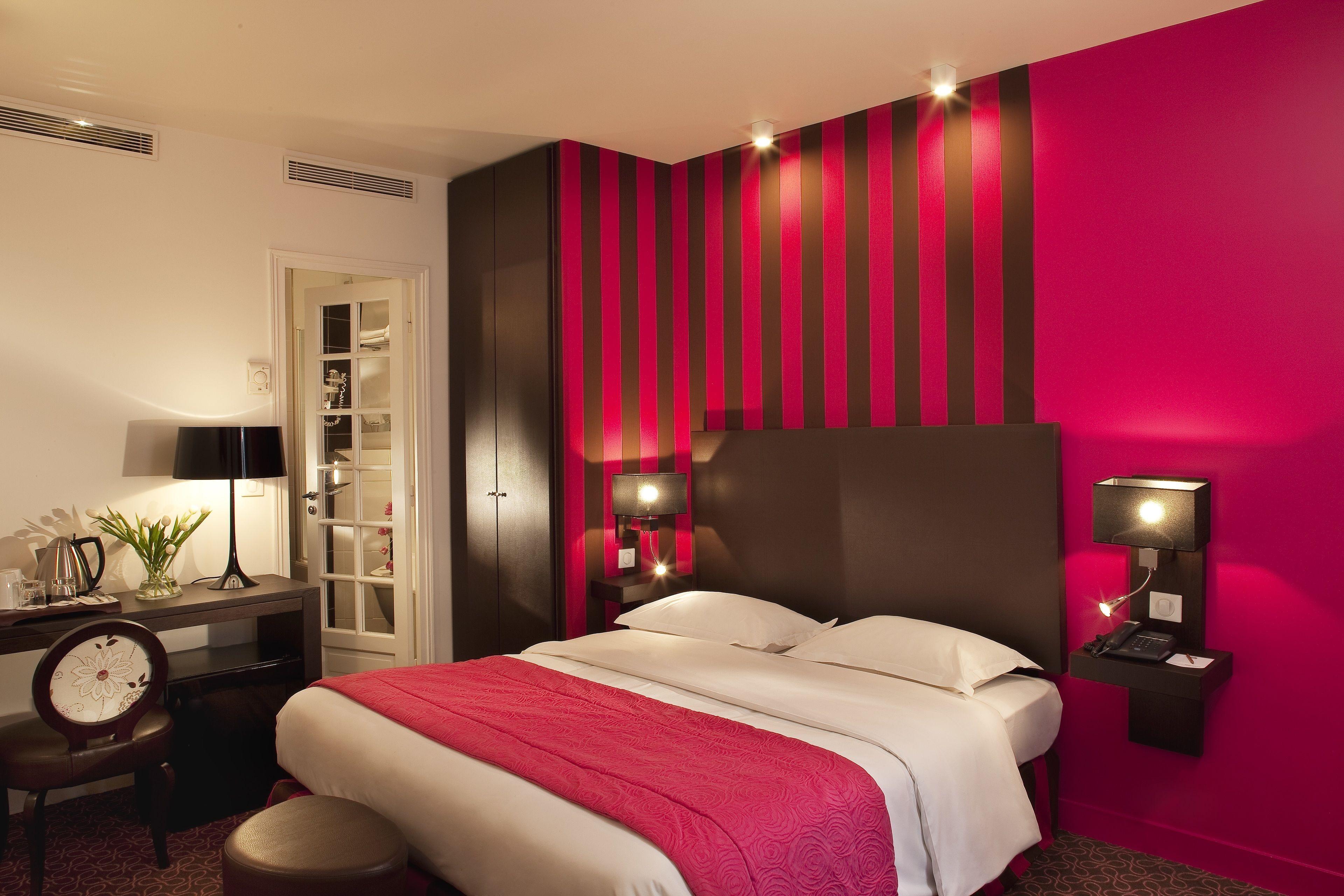 Hotel Star Champs-elysees Paris